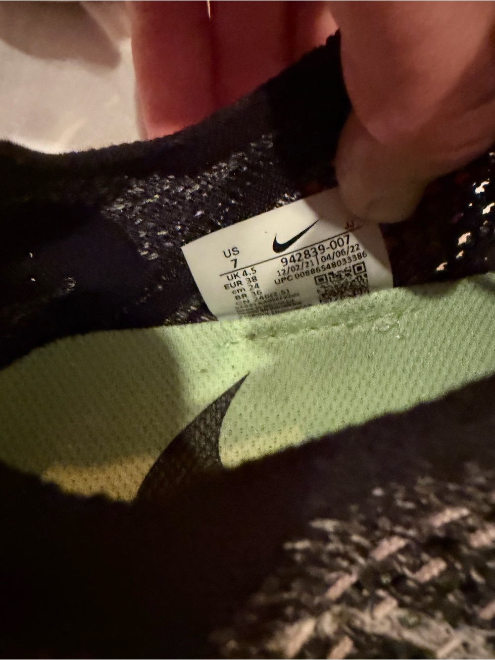 Nike Women’s Flyknit Running Sneakers - Black & Pink - Picture 8 of 8